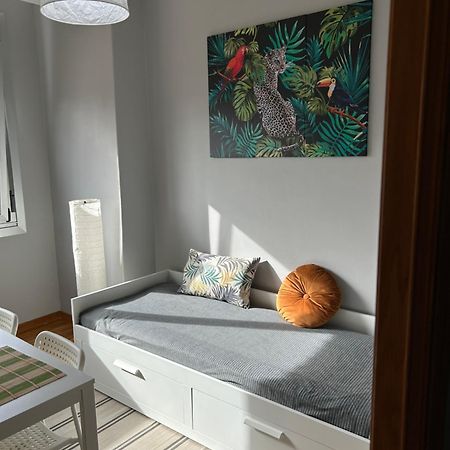 Апартаменти Piso Centrico Cerca De La Playa А-Корунья Екстер'єр фото